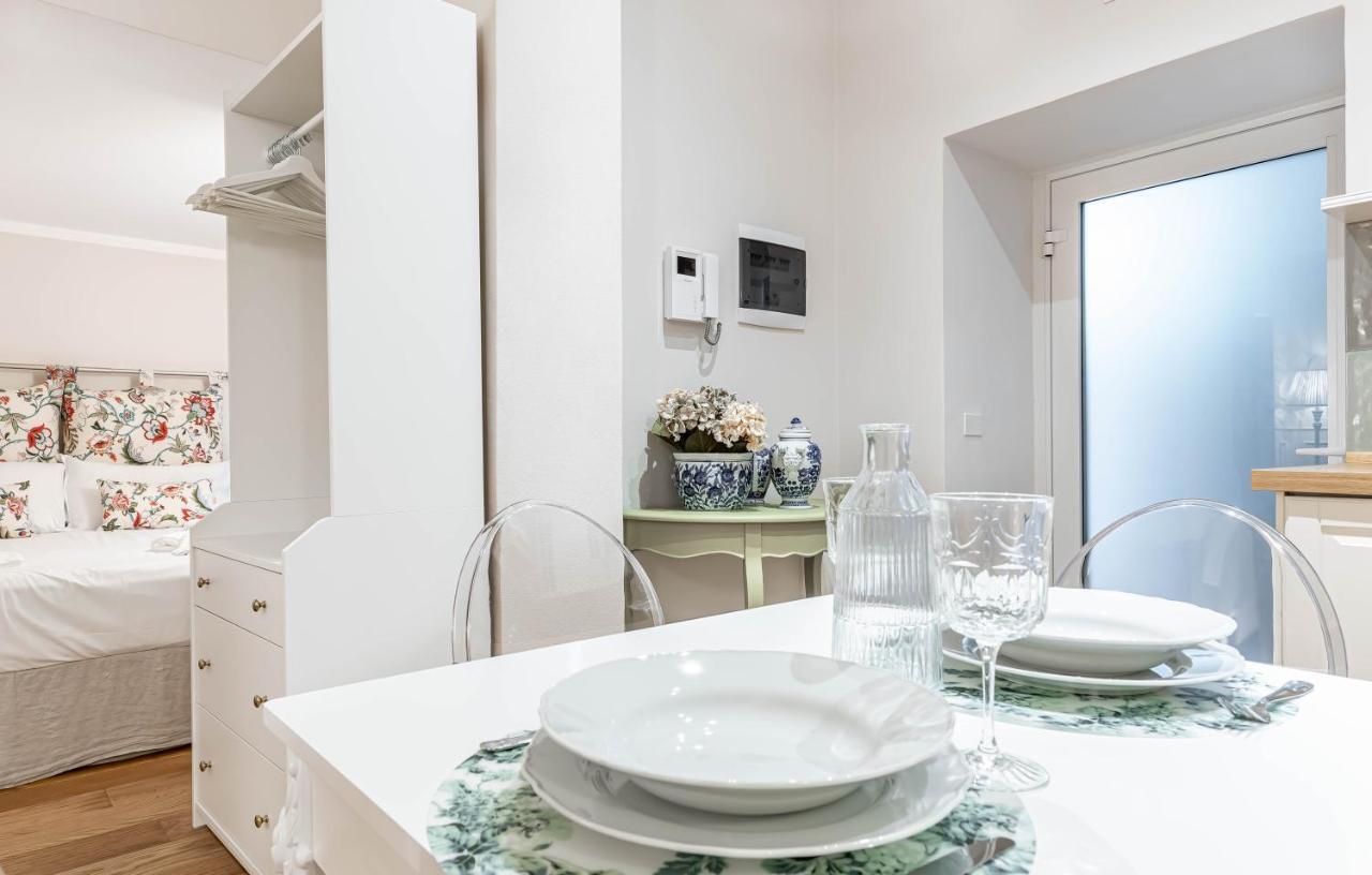 Casa Colonna Romantic Apartment Corso Di Porta Ticinese Милано Екстериор снимка