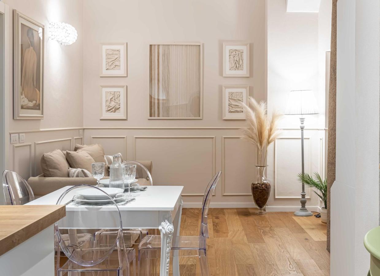 Casa Colonna Romantic Apartment Corso Di Porta Ticinese Милано Екстериор снимка